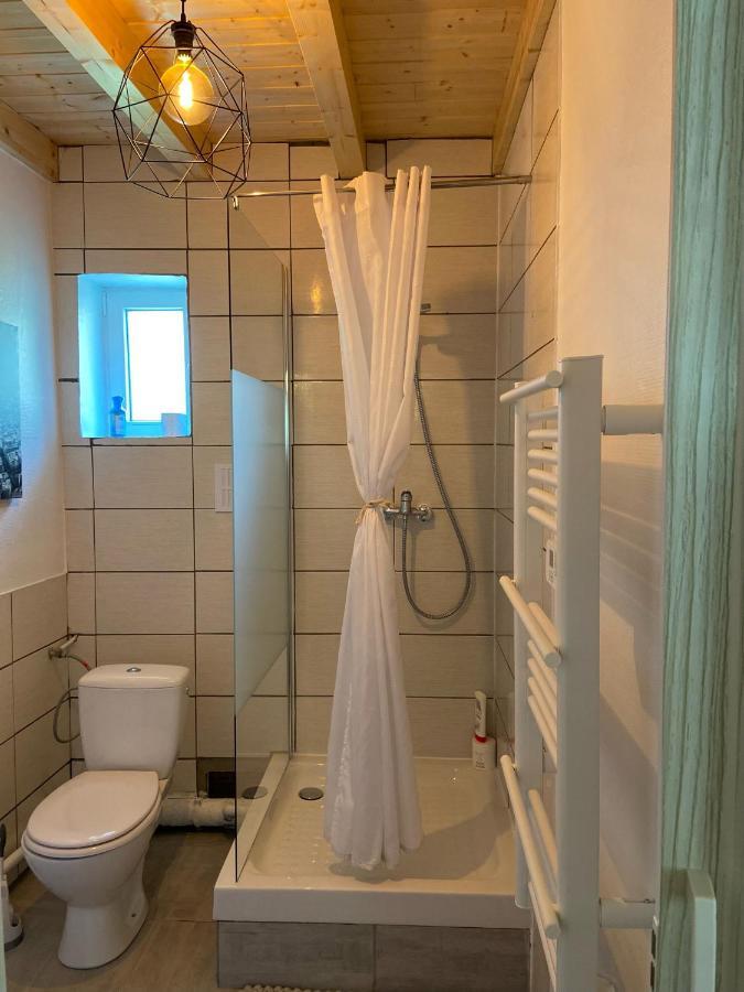 Le Noyer: Petit Chalet Cosy Proche De Mulhouse Riedisheim Exterior photo
